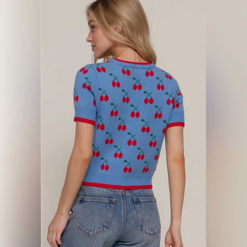 NWT Short Sleeve Contrasting Edge Line Cherry Pattern Sweater - Picture 3 of 4